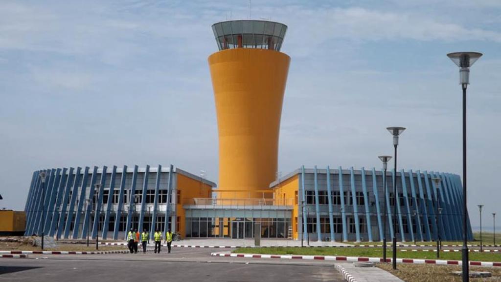 L'aéroport international de Ndjili est l'aéroport principal de la ville de Kinshasa en République démocratique du Congo. 