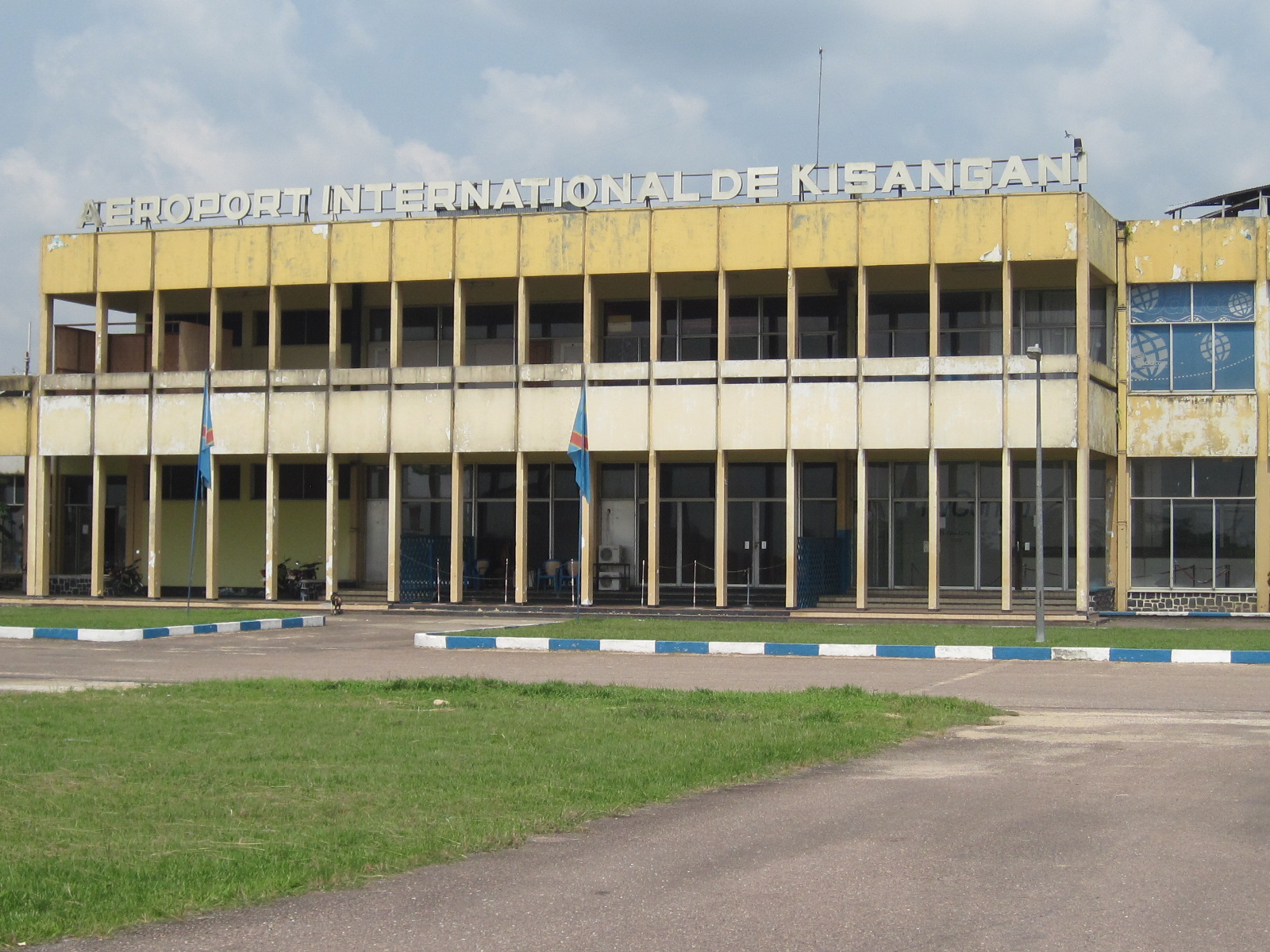 L'aéroport international de Kisangani Bangoka est l'aéroport principal de la ville de Kisangani en République démocratique du Congo.
